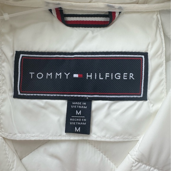 NEW Tommy Hilfiger Jackets Sz Medium - Picture 4 of 4
